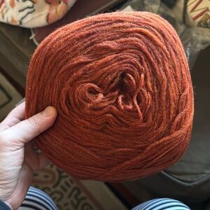 White Buffalo Unspun Wook Yarn